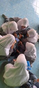 Foto antusias peserta Latihan Dasar Jurnalistik para santri dan pelajar yang diselenggarakan oleh ponpes persis 81 Garut