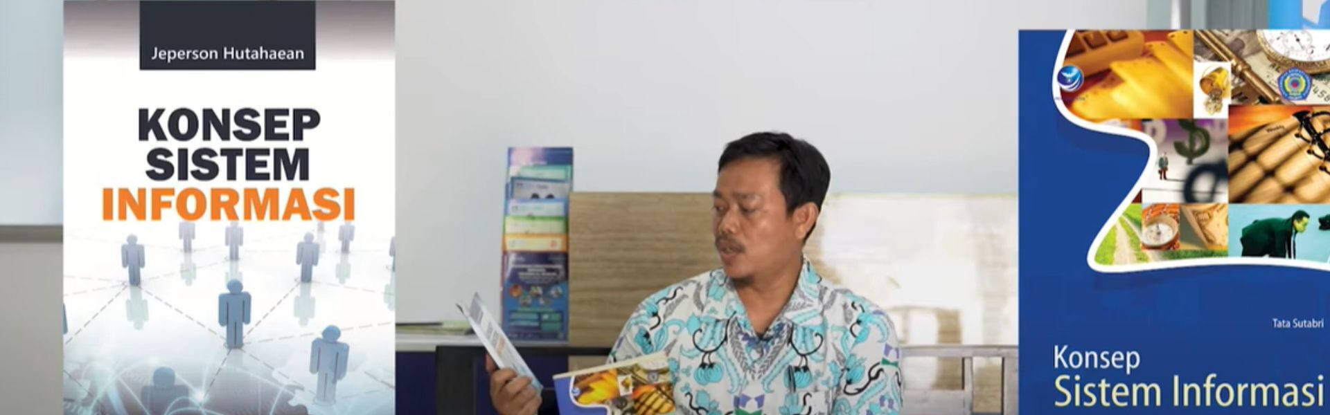 Amat Damuri, M.Kom, dosen STMIK Al Muslim, menjelaskan metode pengajaran Sistem Informasi dalam Program D3 Manajemen Informatika, meliputi pembelajaran daring dan luring, serta pendekatan interaktif untuk mendukung pemahaman mahasiswa.