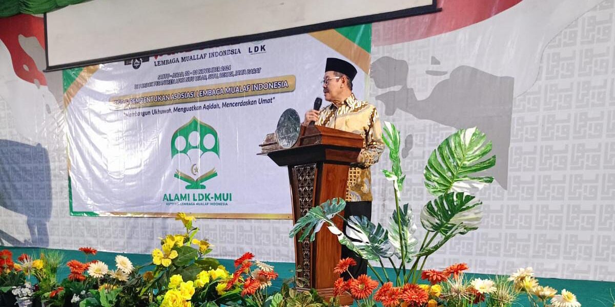 Prof Utang turut menghadiri Jambore Lembaga Mualaf sekaligus deklarasi Alami yang digelar di Pondok Pesantren Nuu Waar Al Fatih Kaaffah Nusantara (AFKN) di Setu, Kabupaten Bekasi, Jawa Barat, pada Sabtu-Ahad, 2-3 November 2024.