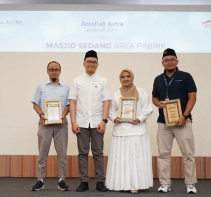 Yayasan Astra melalui Yayasan Amaliah Astra kembali menggelar penganugerahan Amaliah Astra Awards 2024 pada Rabu (12/2) di Hall Koperasi Astra International, Jakarta Pusat.