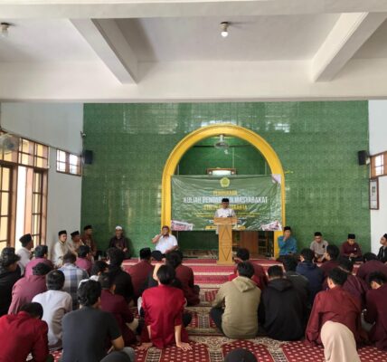 Sekolah Tinggi Agama Islam Persatuan Islam (STAIPI) Jakarta secara resmi memulai program Kuliah Kerja Nyata (KKN) di Kabupaten Purwakarta pada 12-27 Februari 2025