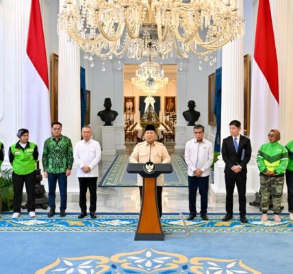Presiden Prabowo Sampaikan Kebijakan THR