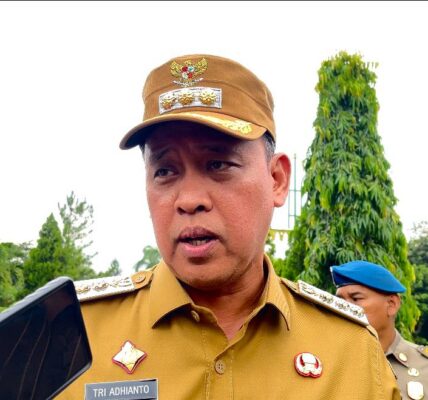 Wali Kota Bekasi Tri Adhianto