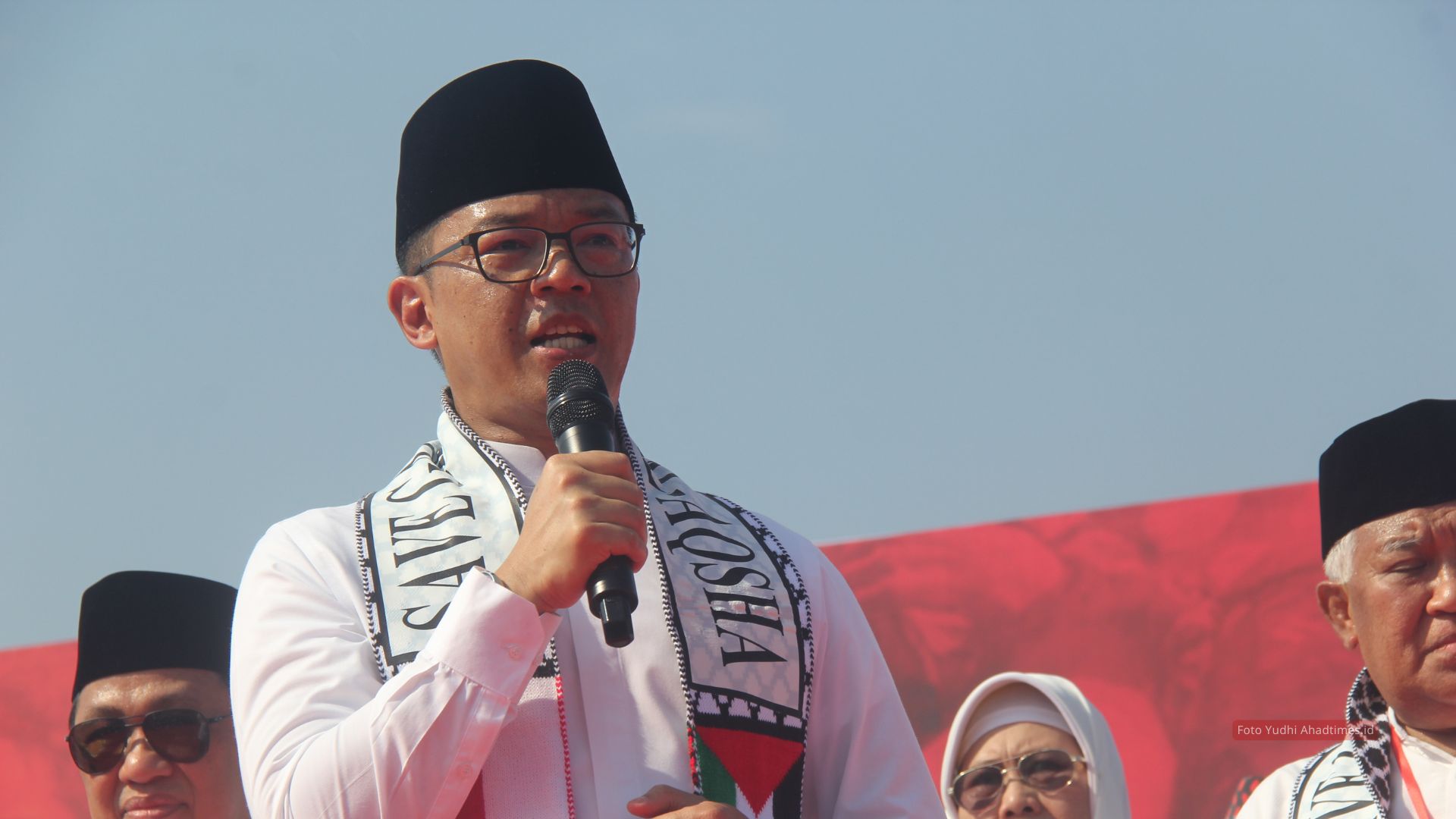 Menlu Sugiono, Palestina, Gaza, Aksi Monas, Prabowo Subianto, Diplomasi Indonesia, Kemerdekaan Palestina, Berita Politik, Isu Internasional, Solidaritas Gaza