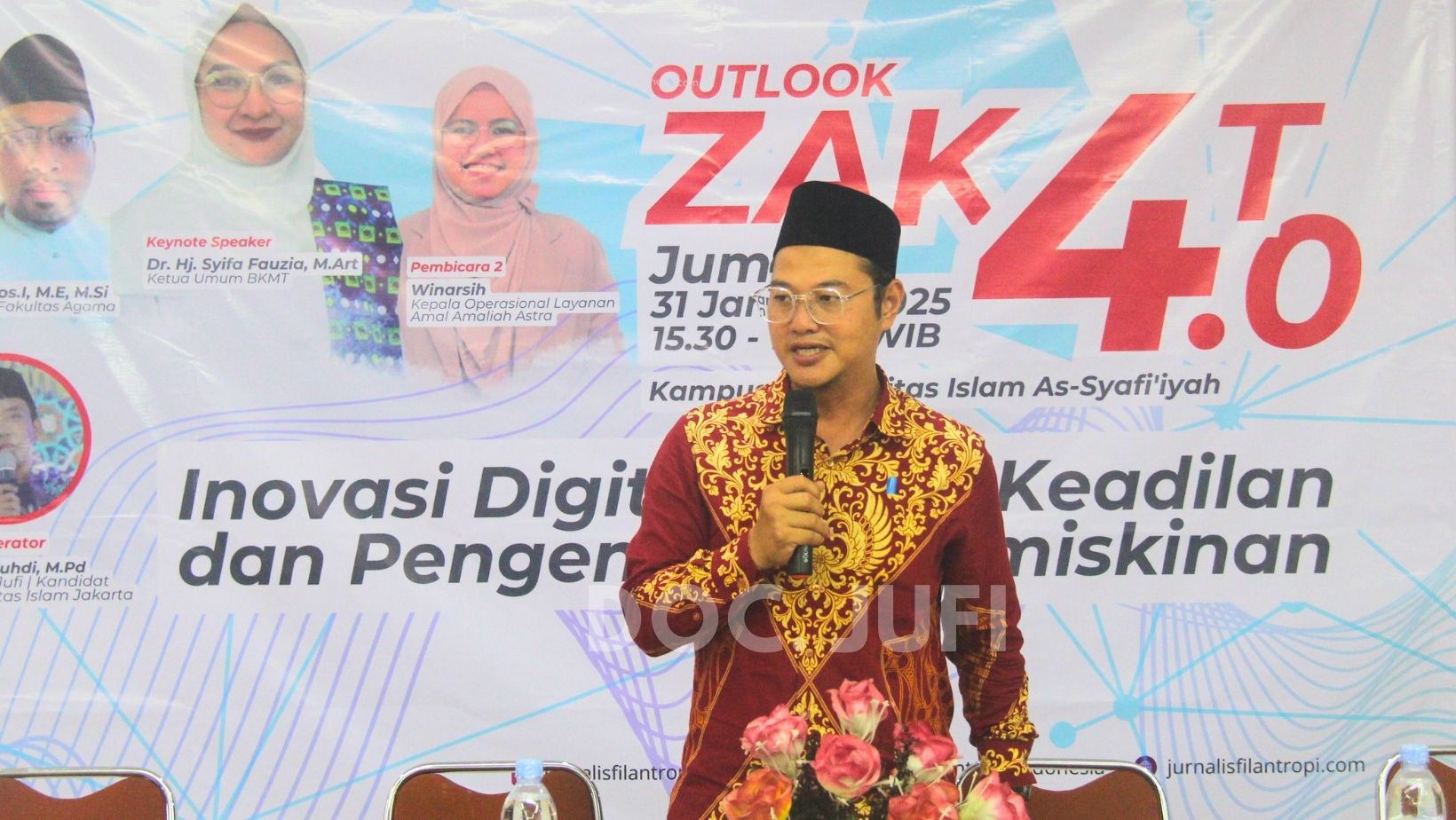 Dr. Misbah Fikrianto, M.M., M.Si., M.Pd. Dekan Universitas Islam As-Syafi'iyah, Ketua Yayasan Sekolah Rakyat Indonesia, saat pembukaan Outlook Zakat 4.0 bersama JuFi ( Jurnalis Filantropi Indonesia ), 31 Januari lalu. Foto : Dokumen JuFI